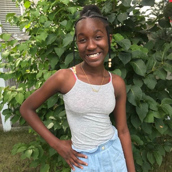 Meet your Posher, Lil - Picture 3 of 3